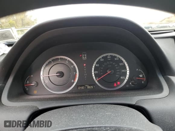 ✅ 2010 Honda Accord LX-S • VIN: 1HGCS1B35AA012422 • Lot: 90503355. Listed on Copart with 104,901 mi. Free auction sales archive from the USA and detailed vehicle history report at DreamBid. Image 9.