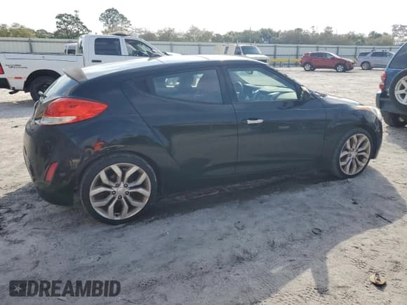 ✅ 2012 Hyundai Veloster w/Gray Int • VIN: KMHTC6AD1CU074643 • Lot: 47060305. Wystawiony na Copart z przebiegiem 75 470 mil. Bezpłatny archiwum sprzedaży aukcyjnych z USA i szczegółowy raport historii pojazdu na DreamBid. Zdjęcie 3.