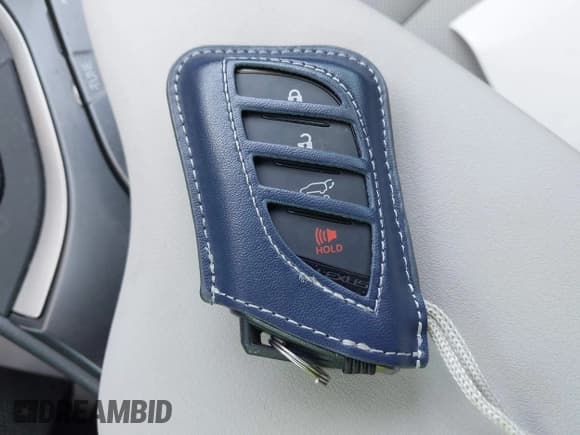 ✅ 2020 Lexus UX 250h • VIN: JTHP9JBH1L2021024 • Lot: 42573389. Listed on IAAI with 30,053 mi. Free auction sales archive from the USA and detailed vehicle history report at DreamBid. Image 11.