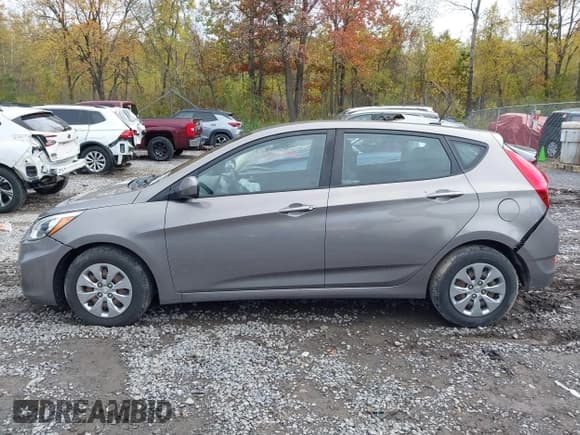 ✅ 2017 Hyundai Accent SE • VIN: KMHCT5AEXHU357715 • Lot: 43416926. Listed on IAAI with 88,716 mi. Free auction sales archive from the USA and detailed vehicle history report at DreamBid. Image 14.