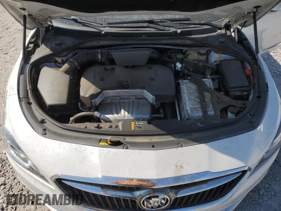 ✅ 2018 Buick LaCrosse Essence • VIN: 1G4ZP5SZ9JU136368 • Lot: 75084724. Wystawiony na Copart z przebiegiem 134 441 mil. Bezpłatny archiwum sprzedaży aukcyjnych z USA i szczegółowy raport historii pojazdu na DreamBid. Zdjęcie 13.