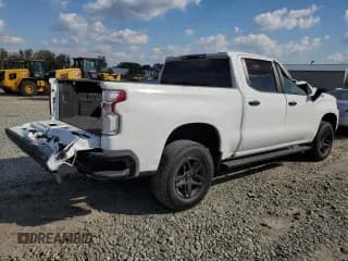 ✅ 2021 Chevrolet Silverado 1500 LT Trail Boss • VIN: 3GCPYFED6MG318003 • Lot: 74612844. Wystawiony na Copart z przebiegiem 44 741 mil. Bezpłatny archiwum sprzedaży aukcyjnych z USA i szczegółowy raport historii pojazdu na DreamBid. Zdjęcie 3.