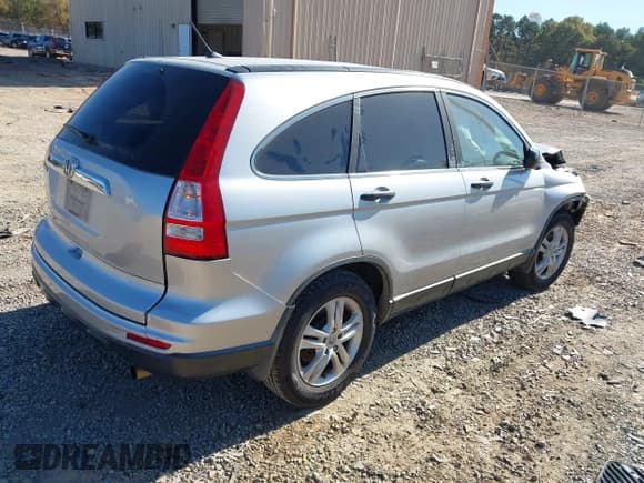 ✅ 2011 Honda CR-V EX • VIN: 5J6RE3H58BL049467 • Lot: 43666777. Listed on IAAI with 289,664 mi. Free auction sales archive from the USA and detailed vehicle history report at DreamBid. Image 4.