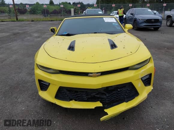 2017 Chevrolet Camaro 1SS с VIN 1G1FF3D71H0175637, выставлен на аукционе IAAI как лот 42285845 с пробегом 61 845 миль миль и . История ставок и продаж доступна на DreamBid. Изображение 12.