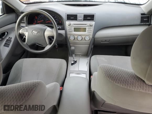 ✅ 2011 Toyota Camry LE • VIN: 4T4BF3EK2BR117997 • Lot: 93154255. Wystawiony na Copart z przebiegiem 132 644 mil. Bezpłatny archiwum sprzedaży aukcyjnych z USA i szczegółowy raport historii pojazdu na DreamBid. Zdjęcie 8.