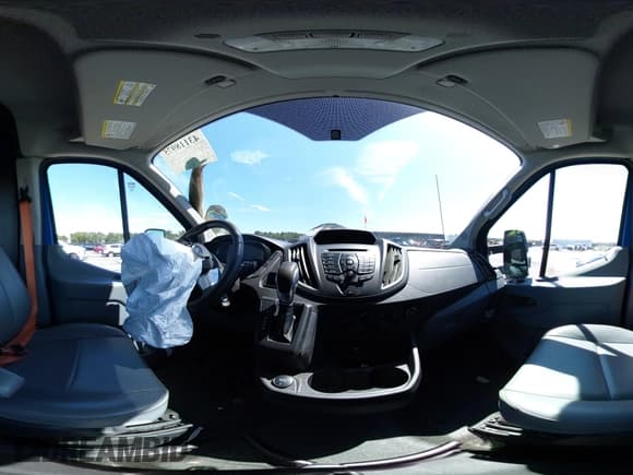 ✅ 2019 Ford Transit • VIN: 1FTYR2CM4KKB00841 • Лот: 43118975. Опубликован ранее на IAAI с пробегом 115 898 миль. Бесплатный доступ к архиву аукционных продаж из США и подробный отчёт об истории автомобиля на DreamBid. Изображение 18.