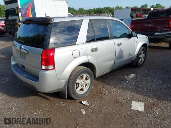 ✅ 2007 Saturn VUE I4 • VIN: 5GZCZ33DX7S841744 • Lot: 42857869. Wystawiony na IAAI z przebiegiem 203 694 mil. Bezpłatny archiwum sprzedaży aukcyjnych z USA i szczegółowy raport historii pojazdu na DreamBid. Zdjęcie 4.