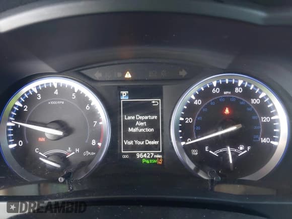 ✅ 2017 Toyota Highlander Limited Platinum • VIN: 5TDDZRFH3HS434558 • Lot: 43704606. Listed on IAAI with 96,427 mi. Free auction sales archive from the USA and detailed vehicle history report at DreamBid. Image 7.