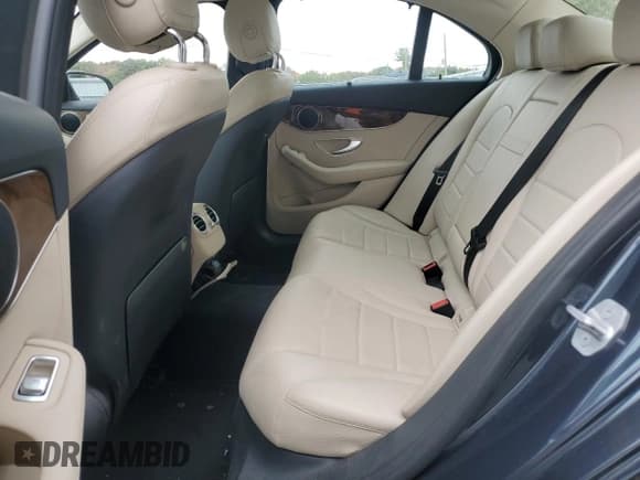 ✅ 2016 Mercedes-Benz C 300 Luxury • VIN: WDDWF4KB7GR165330 • Lot: 86132765. Listed on Copart with 83,074 mi. Free auction sales archive from the USA and detailed vehicle history report at DreamBid. Image 10.