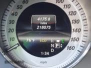 ✅ 2013 Mercedes-Benz GLK 350 • VIN: WDCGG8JB8DG109077 • Lot: 43320652. Wystawiony na IAAI z przebiegiem 218 075 mil. Bezpłatny archiwum sprzedaży aukcyjnych z USA i szczegółowy raport historii pojazdu na DreamBid. Zdjęcie 7.