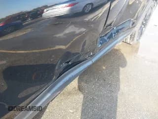 ✅ 2021 Honda Passport Sport • VIN: 5FNYF7H22MB008205 • Lot: 43558473. Wystawiony na IAAI z przebiegiem 97 310 mil. Bezpłatny archiwum sprzedaży aukcyjnych z USA i szczegółowy raport historii pojazdu na DreamBid. Zdjęcie 6.