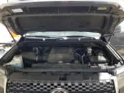 ✅ 2018 Toyota Tundra SR5 • VIN: 5TFDY5F12JX752881 • Лот: 84632565. Опубликован ранее на Copart с пробегом 93 876 миль. Бесплатный доступ к архиву аукционных продаж из США и подробный отчёт об истории автомобиля на DreamBid. Изображение 11.