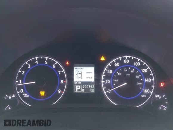 ✅ 2013 Infiniti G37 Journey • VIN: JN1CV6AP2DM712525 • Lot: 41300389. Wystawiony na IAAI z przebiegiem 200 392 mil. Bezpłatny archiwum sprzedaży aukcyjnych z USA i szczegółowy raport historii pojazdu na DreamBid. Zdjęcie 7.