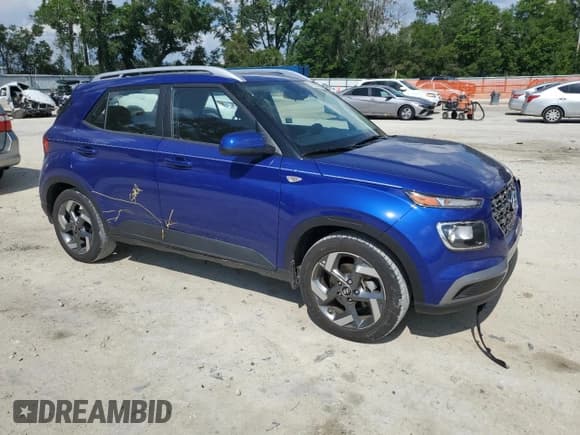 ✅ 2024 Hyundai Venue SEL • VIN: KMHRC8A3XRU312317 • Lot: 51729555. Listed on Copart with 15,392 mi. Free auction sales archive from the USA and detailed vehicle history report at DreamBid. Image 4.
