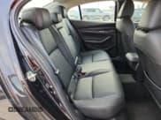 ✅ 2025 Mazda 3 S Select Sport • VIN: 3MZBPABM1SM473686 • Lot: 82748045. Wystawiony na Copart z przebiegiem 6 785 mil. Bezpłatny archiwum sprzedaży aukcyjnych z USA i szczegółowy raport historii pojazdu na DreamBid. Zdjęcie 10.