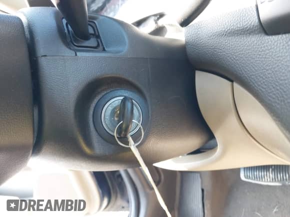 2010 Hyundai Elantra GLS z VIN KMHDU4AD6AU199480, wystawiony jako IAAI lot #42512304 z przebiegiem 205 015 mil mil oraz . Historia ofert i sprzedaży dostępna na DreamBid. Obrazek 11.