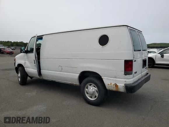 ✅ 2008 Ford Econoline Cargo Commercial • VIN: 1FTNE24W48DA53676 • Лот: 64082405. Опубликован ранее на Copart с пробегом 241 093 миль. Бесплатный доступ к архиву аукционных продаж из США и подробный отчёт об истории автомобиля на DreamBid. Изображение 2.