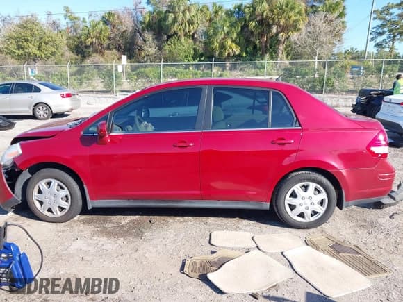 ✅ 2007 Nissan Versa S • VIN: 3N1BC11E77L398422 • Lot: 41676407. Listed on IAAI with 64,368 mi. Free auction sales archive from the USA and detailed vehicle history report at DreamBid. Image 14.