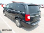 ✅ 2015 Chrysler Town & Country Limited • VIN: 2C4RC1JG6FR742241 • Lot: 42391447. Listed on IAAI with 160,102 mi. Free auction sales archive from the USA and detailed vehicle history report at DreamBid. Image 3.