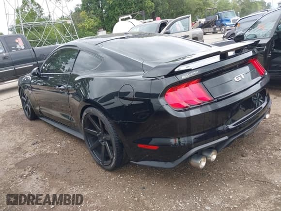 ✅ 2020 Ford Mustang GT • VIN: 1FA6P8CF1L5114039 • Lot: 43019457. Listed on IAAI with 49,838 mi. Free auction sales archive from the USA and detailed vehicle history report at DreamBid. Image 3.