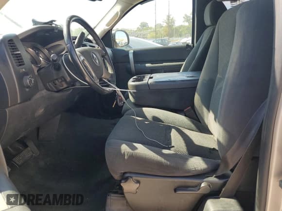 ✅ 2008 Chevrolet Silverado 1500 1LT • VIN: 2GCEC19J881173148 • Lot: 85140275. Listed on Copart with 114,188 mi. Free auction sales archive from the USA and detailed vehicle history report at DreamBid. Image 7.