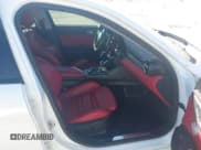 ✅ 2018 Alfa Romeo Giulia Ti Sport • VIN: ZARFAEEN9J7572787 • Лот: 41646814. Опубликован ранее на IAAI с пробегом 56 094 миль. Бесплатный доступ к архиву аукционных продаж из США и подробный отчёт об истории автомобиля на DreamBid. Изображение 5.