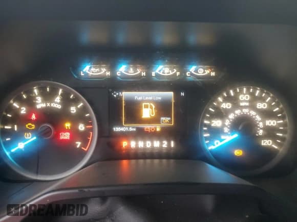 ✅ 2016 Ford F-150 XLT • VIN: 1FTEW1EP6GFC57624 • Lot: 90858475. Listed on Copart with 135,401 mi. Free auction sales archive from the USA and detailed vehicle history report at DreamBid. Image 9.