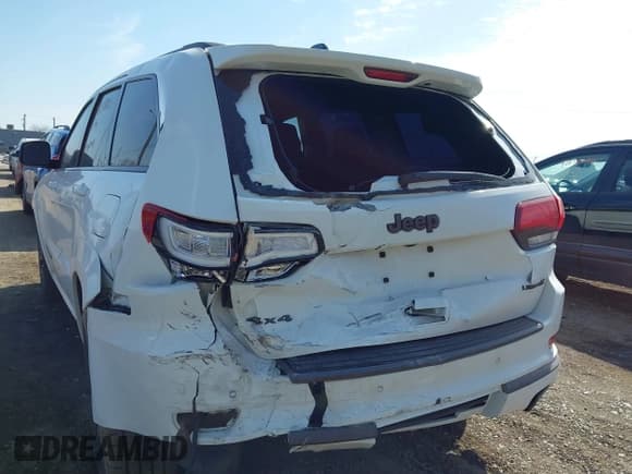 ✅ 2020 Jeep Grand Cherokee Limited • VIN: 1C4RJFBG9LC305386 • Lot: 41838821. Wystawiony na IAAI z przebiegiem Nie podano. Bezpłatny archiwum sprzedaży aukcyjnych z USA i szczegółowy raport historii pojazdu na DreamBid. Zdjęcie 6.