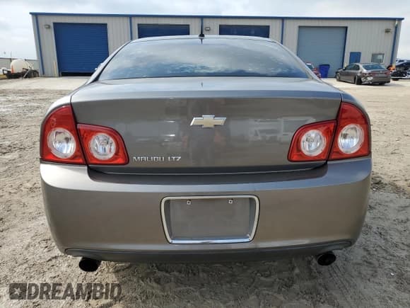 ✅ 2010 Chevrolet Malibu LTZ • VIN: 1G1ZE5E7XA4109032 • Lot: 70488884. Listed on Copart with 85,328 mi. Free auction sales archive from the USA and detailed vehicle history report at DreamBid. Image 6.