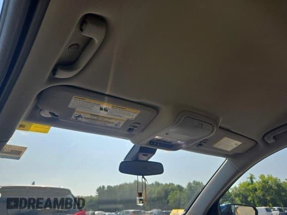 ✅ 2020 Chevrolet Equinox LT • VIN: 2GNAXTEV3L6196606 • Лот: 42946543. Опубликован ранее на IAAI с пробегом 70 304 миль. Бесплатный доступ к архиву аукционных продаж из США и подробный отчёт об истории автомобиля на DreamBid. Изображение 1.