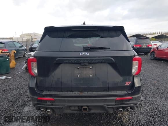 ✅ 2021 Ford Explorer ST • VIN: 1FM5K8GC5MGA17190 • Lot: 41935751. Wystawiony na IAAI z przebiegiem 72 143 mil. Bezpłatny archiwum sprzedaży aukcyjnych z USA i szczegółowy raport historii pojazdu na DreamBid. Zdjęcie 16.