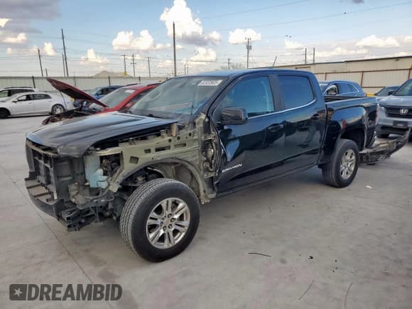 ✅ 2020 GMC Canyon 2WD SLE • VIN: 1GTG5CEN4L1182760 • Lot: 82320905. Listed on Copart with 121,111 mi. Free auction sales archive from the USA and detailed vehicle history report at DreamBid. Image 1.