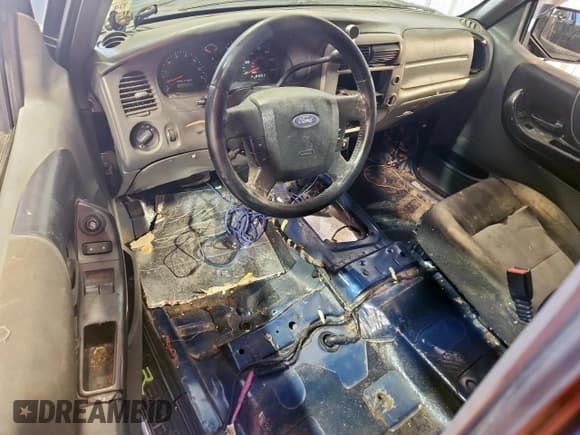 ✅ 2011 Ford Ranger XLT • VIN: 1FTKR1ED0BPA57129 • Лот: 85574735. Опубликован ранее на Copart с пробегом 261 290 миль. Бесплатный доступ к архиву аукционных продаж из США и подробный отчёт об истории автомобиля на DreamBid. Изображение 8.