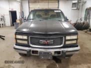 ✅ 1993 GMC Sierra 1500 • VIN: 1GTHC39F2PE543530 • Lot: 83612804. Wystawiony na Copart z przebiegiem 200 011 mil. Bezpłatny archiwum sprzedaży aukcyjnych z USA i szczegółowy raport historii pojazdu na DreamBid. Zdjęcie 5.