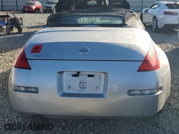 ✅ 2006 Nissan 350Z Grand Touring • VIN: JN1AZ36AX6M451355 • Lot: 81716165. Listed on Copart with 98,864 mi. Free auction sales archive from the USA and detailed vehicle history report at DreamBid. Image 6.