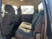 ✅ 2011 Chevrolet Silverado 1500 1HY • VIN: 3GCUKUEJ1BG109845 • Lot: 55251695. Listed on Copart with 131,940 mi. Free auction sales archive from the USA and detailed vehicle history report at DreamBid. Image 10.