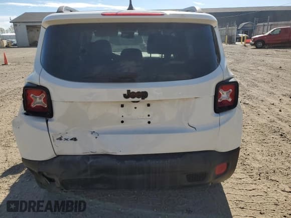 ✅ 2017 Jeep Renegade Latitude • VIN: ZACCJBBB5HPF93008 • Lot: 86262765. Wystawiony na Copart z przebiegiem 119 257 mil. Bezpłatny archiwum sprzedaży aukcyjnych z USA i szczegółowy raport historii pojazdu na DreamBid. Zdjęcie 6.