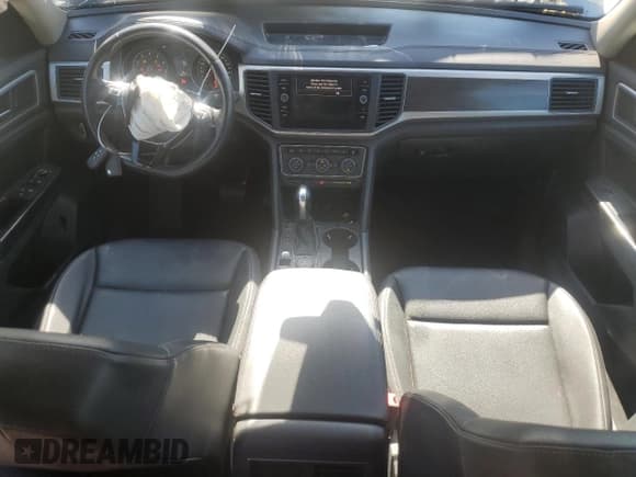 ✅ 2019 Volkswagen Atlas SE • VIN: 1V2UR2CAXKC558185 • Lot: 87475565. Listed on Copart with Not provided. Free auction sales archive from the USA and detailed vehicle history report at DreamBid. Image 8.