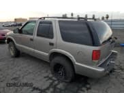 ✅ 2004 Chevrolet Blazer LS • VIN: 1GNDT13X34K148670 • Lot: 44439845. Wystawiony na Copart z przebiegiem 196 344 mil. Bezpłatny archiwum sprzedaży aukcyjnych z USA i szczegółowy raport historii pojazdu na DreamBid. Zdjęcie 2.