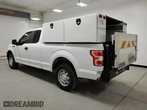 ✅ 2019 Ford F-150 XL • VIN: 1FTEX1C42KKE83603 • Lot: 87700205. Listed on Copart with 121,117 mi. Free auction sales archive from the USA and detailed vehicle history report at DreamBid. Image 2.