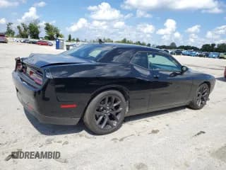 ✅ 2022 Dodge Challenger R/T • VIN: 2C3CDZBT7NH242692 • Lot: 73968374. Wystawiony na Copart z przebiegiem 35 637 mil. Bezpłatny archiwum sprzedaży aukcyjnych z USA i szczegółowy raport historii pojazdu na DreamBid. Zdjęcie 3.