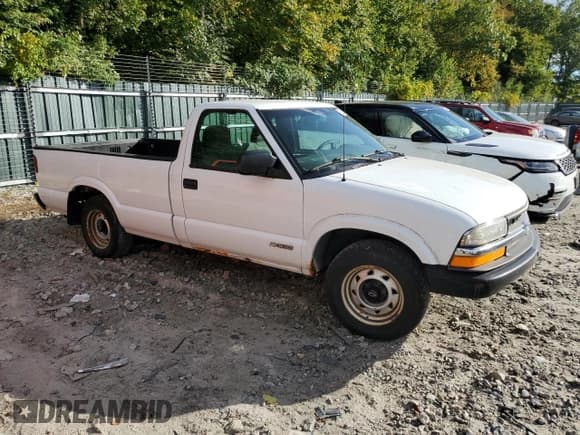 ✅ 2001 Chevrolet S-10 • VIN: 1GCCS145218236879 • Лот: 72862144. Опубликован ранее на Copart с пробегом 99 606 миль. Бесплатный доступ к архиву аукционных продаж из США и подробный отчёт об истории автомобиля на DreamBid. Изображение 4.