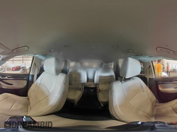 ✅ 2019 Buick Enclave Essence • VIN: 5GAERBKW0KJ217443 • Lot: 86305985. Listed on Copart with 115,789 mi. Free auction sales archive from the USA and detailed vehicle history report at DreamBid. Image 16.