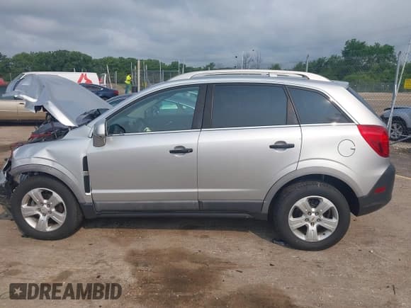 ✅ 2014 Chevrolet Captiva Sport LS • VIN: 3GNAL2EK2ES640526 • Lot: 42471809. Wystawiony na IAAI z przebiegiem 89 547 mil. Bezpłatny archiwum sprzedaży aukcyjnych z USA i szczegółowy raport historii pojazdu na DreamBid. Zdjęcie 14.