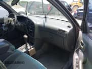✅ 1992 Toyota Camry • VIN: 4T1VK12W6NU047357 • Lot: 42593322. Wystawiony na IAAI z przebiegiem 325 406 mil. Bezpłatny archiwum sprzedaży aukcyjnych z USA i szczegółowy raport historii pojazdu na DreamBid. Zdjęcie 5.