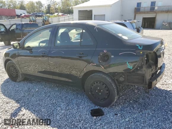 ✅ 2012 Toyota Yaris • VIN: JTDBT4K30CL030875 • Lot: 82625575. Wystawiony na Copart z przebiegiem 177 878 mil. Bezpłatny archiwum sprzedaży aukcyjnych z USA i szczegółowy raport historii pojazdu na DreamBid. Zdjęcie 2.