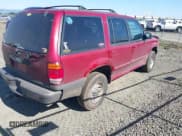 ✅ 1999 Ford Explorer XL • VIN: 1FMZU34X4XZA62751 • Lot: 42042089. Wystawiony na IAAI z przebiegiem 173 290 mil. Bezpłatny archiwum sprzedaży aukcyjnych z USA i szczegółowy raport historii pojazdu na DreamBid. Zdjęcie 4.