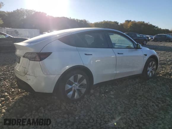 ✅ 2023 Tesla Model Y Long Range • VIN: 7SAYGDEE9PF644380 • Lot: 87026645. Listed on Copart with 67,158 mi. Free auction sales archive from the USA and detailed vehicle history report at DreamBid. Image 3.