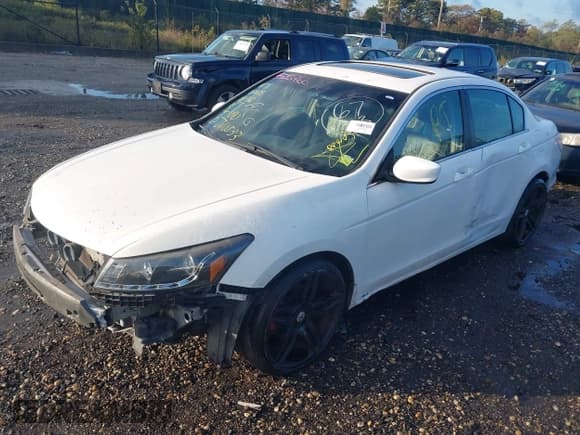 ✅ 2009 Honda Accord EX-L • VIN: 1HGCP26889A001603 • Lot: 43513766. Wystawiony na IAAI z przebiegiem Nie podano. Bezpłatny archiwum sprzedaży aukcyjnych z USA i szczegółowy raport historii pojazdu na DreamBid. Zdjęcie 2.