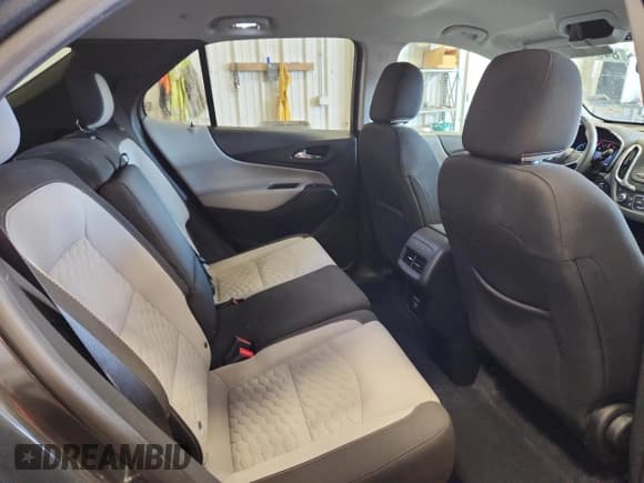 ✅ 2020 Chevrolet Equinox LT • VIN: 2GNAXJEVXL6250424 • Lot: 84916735. Listed on Copart with 103,471 mi. Free auction sales archive from the USA and detailed vehicle history report at DreamBid. Image 11.